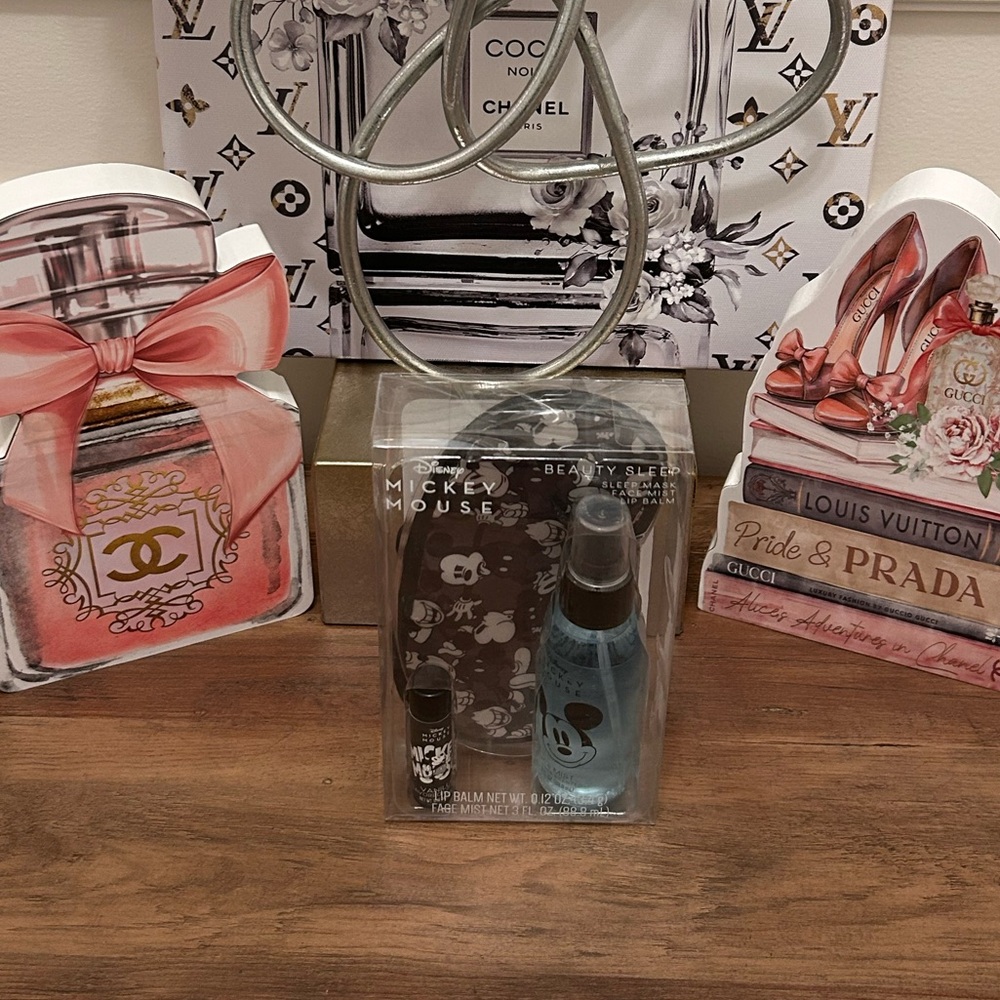 Disney Mickey Mouse Lip Balm, Face Mist and Mask Set